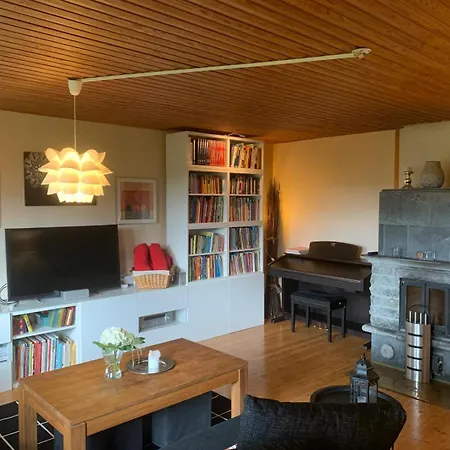 Kotoisa Talo Pirkkalassa Villa